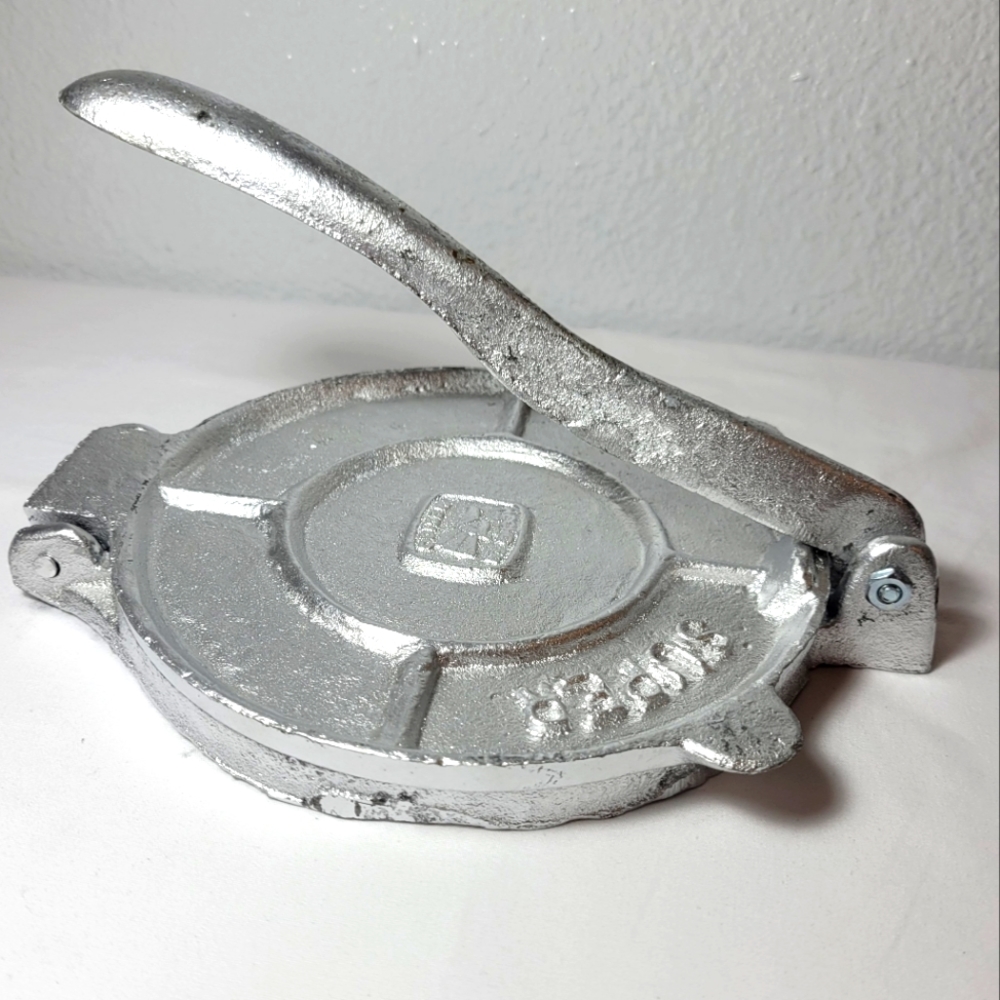 NEW TORTILLA PRESS MEXICAN